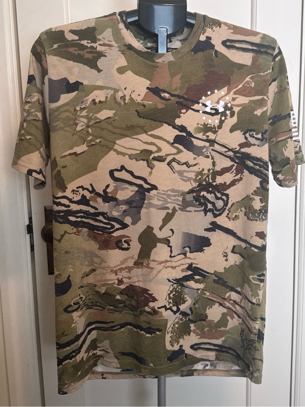 Under Armour Camo Short Sleeve Tee in Olive and Khaki